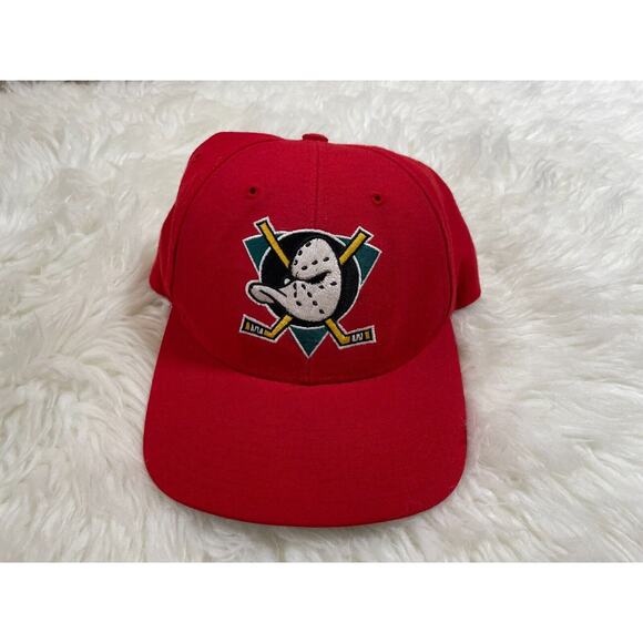 Twins Enterprise Other - Anaheim Mighty Ducks Vintage 90's Twins Enterprise RED Snapback Cap Hat **RARE**